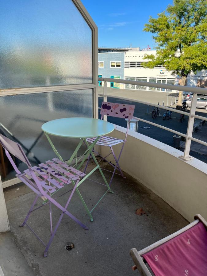 Au Coeur Du Centre Ville De La Rochelle Au Calme Avec Stationnement Gratuit 外观 照片